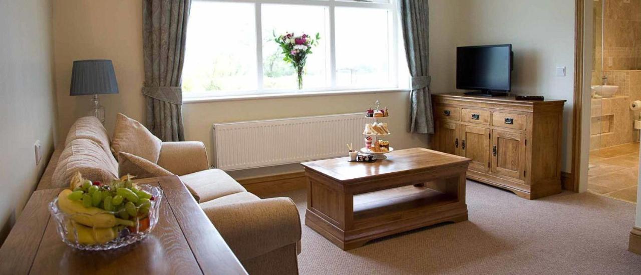 Ox Pasture Hall 4*